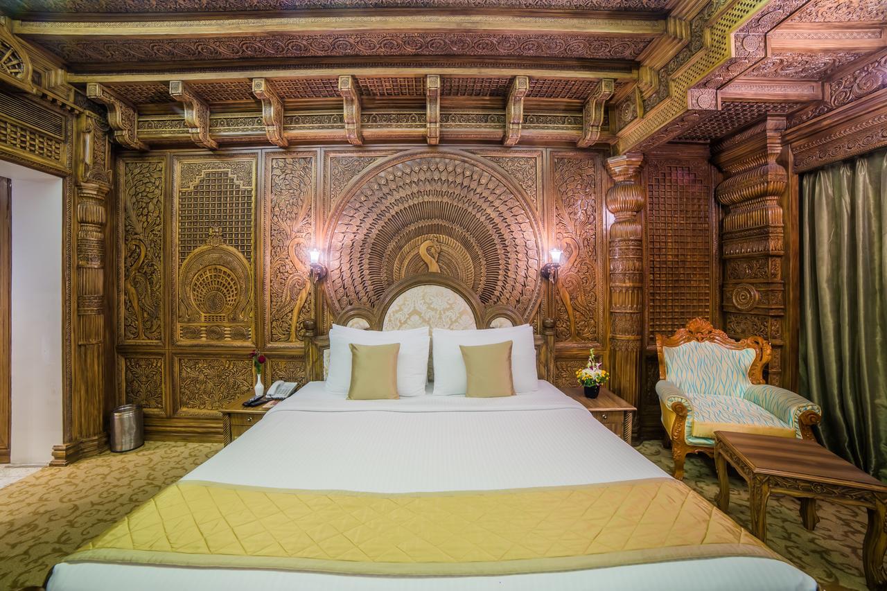Ramoji Film City- Sitara Luxury Hotel Pedda Ambarpet Kültér fotó
