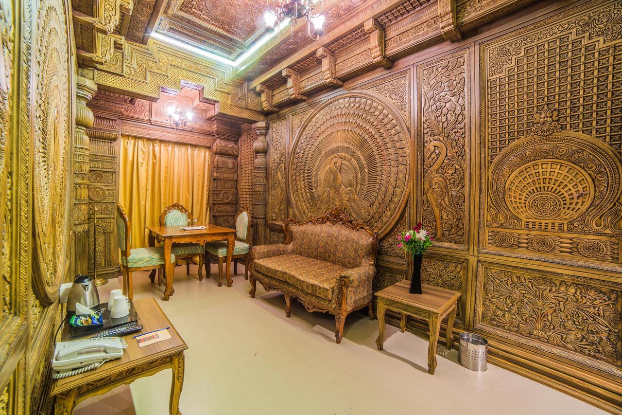 Ramoji Film City- Sitara Luxury Hotel Pedda Ambarpet Kültér fotó