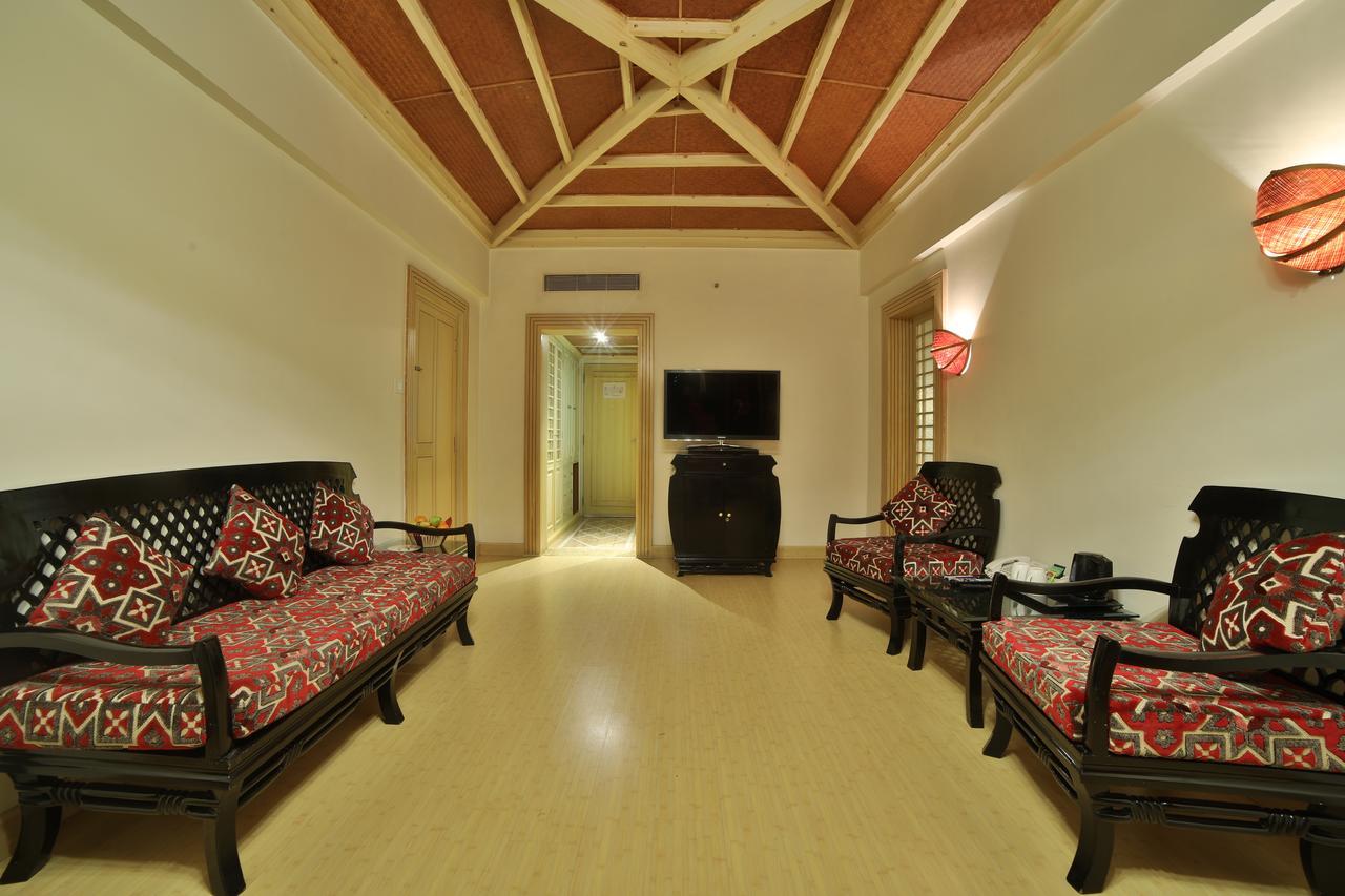 Ramoji Film City- Sitara Luxury Hotel Pedda Ambarpet Kültér fotó
