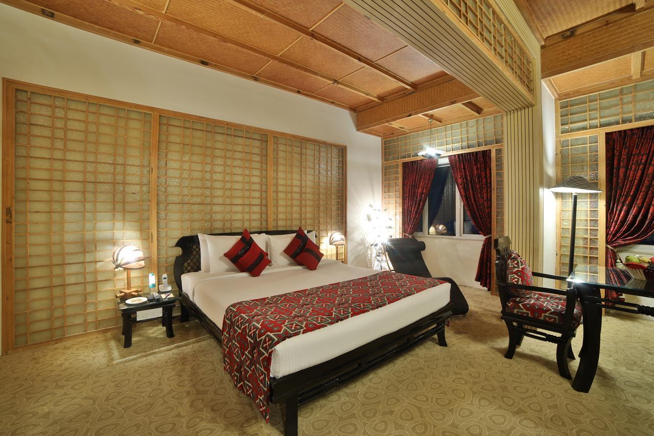 Ramoji Film City- Sitara Luxury Hotel Pedda Ambarpet Kültér fotó