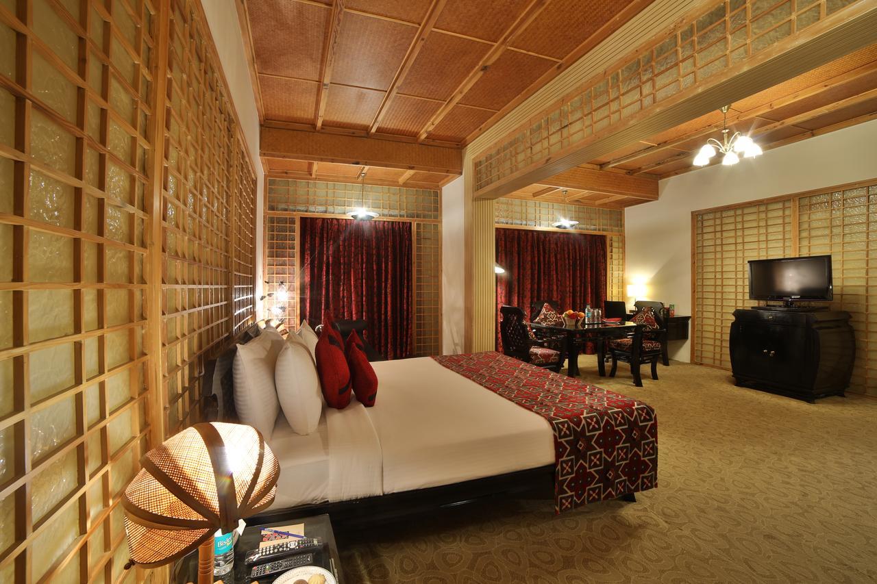 Ramoji Film City- Sitara Luxury Hotel Pedda Ambarpet Kültér fotó