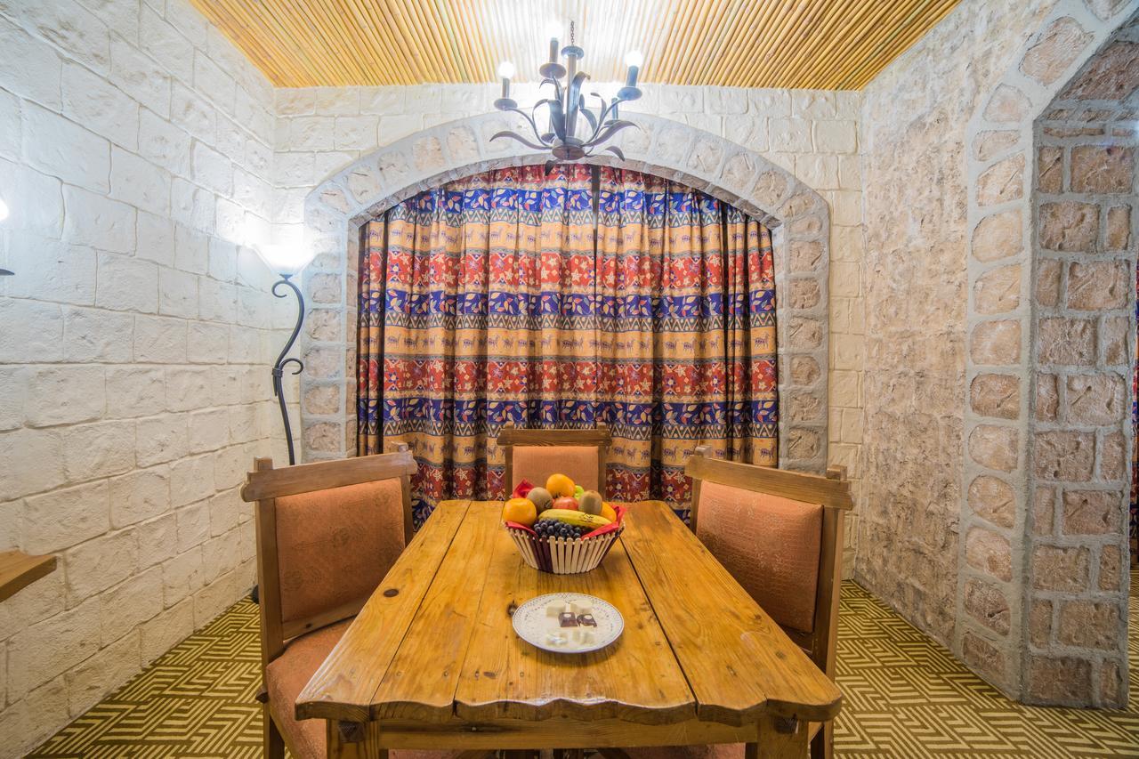 Ramoji Film City- Sitara Luxury Hotel Pedda Ambarpet Kültér fotó