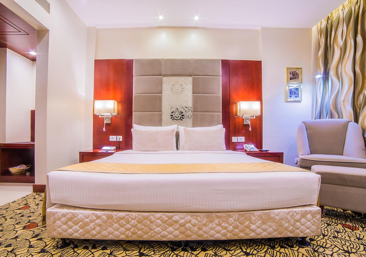 Ramoji Film City- Sitara Luxury Hotel Pedda Ambarpet Kültér fotó